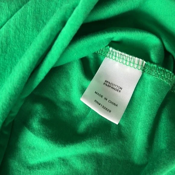 SUPERDOWN GREEN CROP TOP - Picture 7 of 9